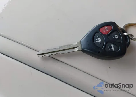 2011 Toyota Corolla S/Le from USA, damaged, VIN 2T1BU4EE3BC686472